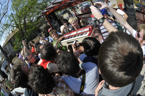 The Evaporators @ Ms. Bea's !  Todd P Party ! SXSW 2009! (Photo by James Kim)