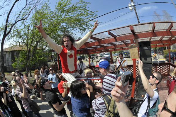 The Evaporators @ Ms. Bea's !  Todd P Party ! SXSW 2009! (Photo by James Kim)
