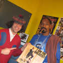 Nardwuar , Snoop Doggy Dogg. Backstage, Pacific Coliseum, Jan 13 2007, Vancouver, BC, Canada!