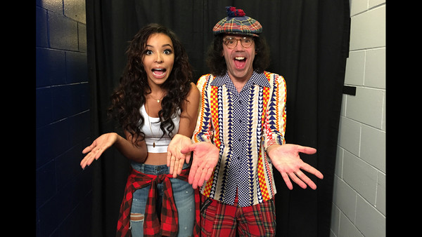 Tinashe, Nardwuar , take 3 ! Vancouver, BC, Canada!