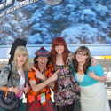 Vivian Girls, Nardwuar on 'da street, SXSW 2010 ! 